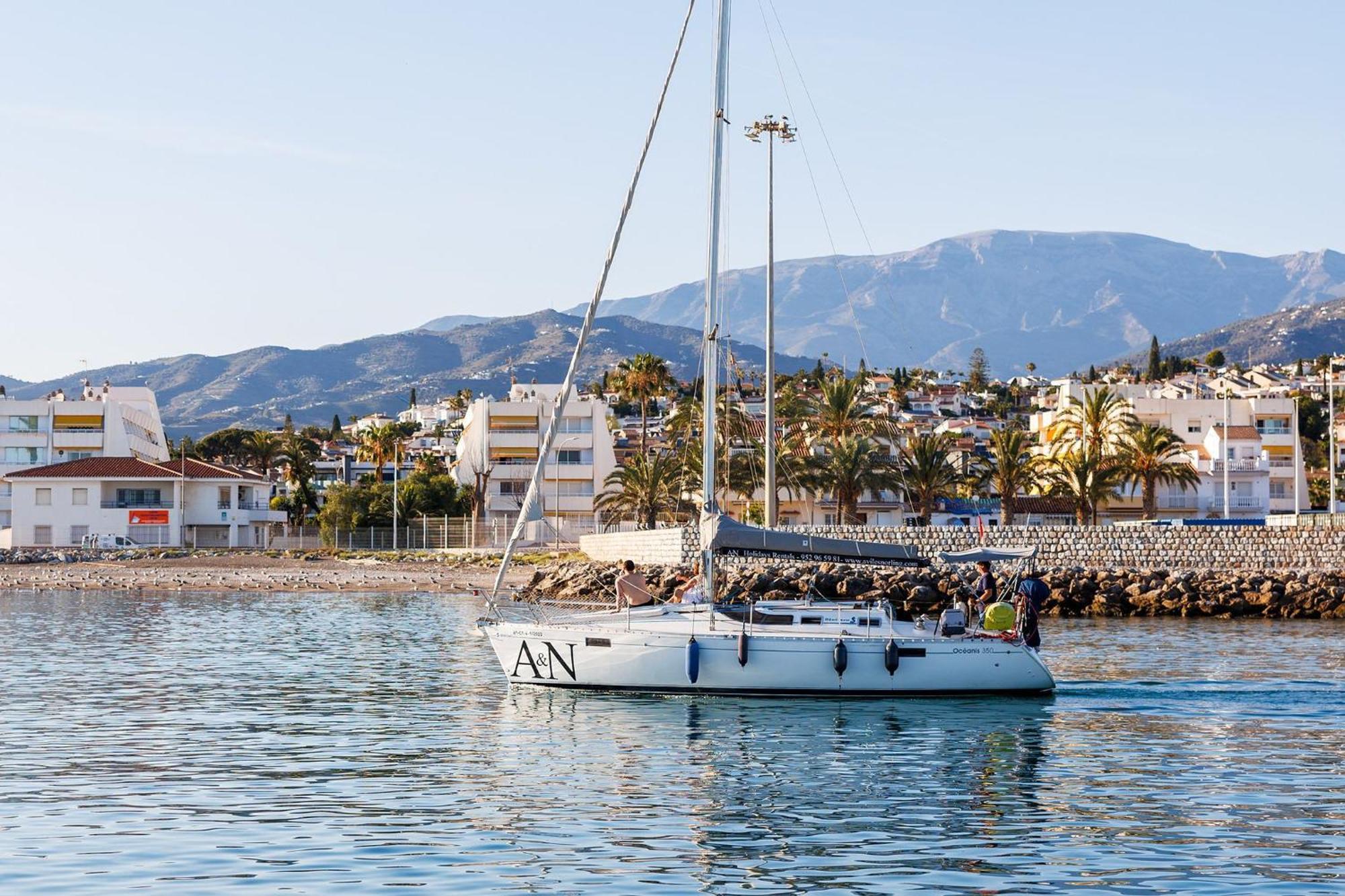A&N Burriana Beach Nerja Eksteriør billede