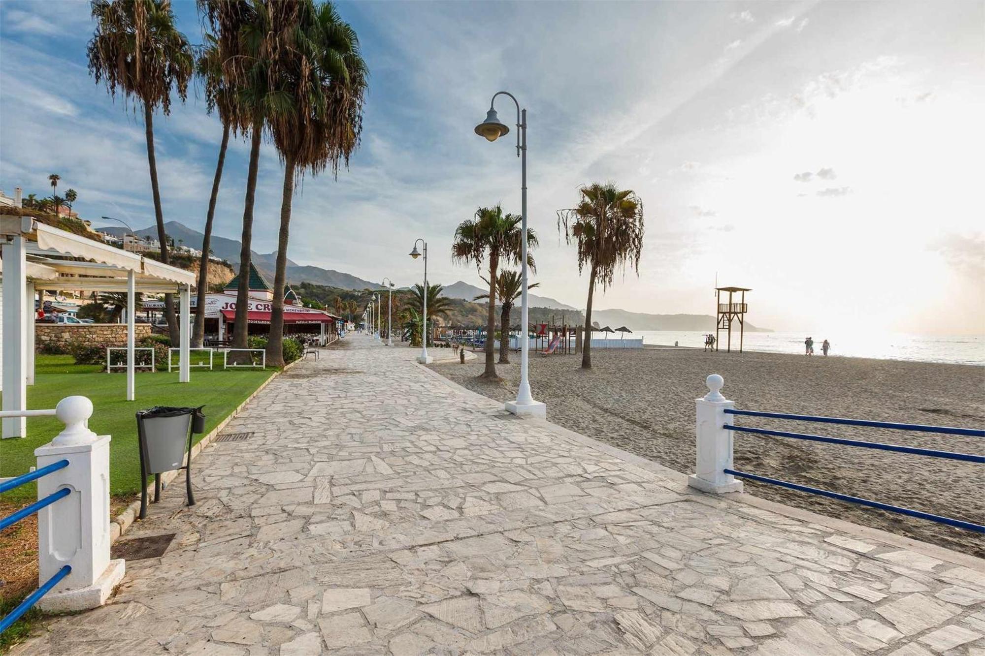 A&N Burriana Beach Nerja Eksteriør billede